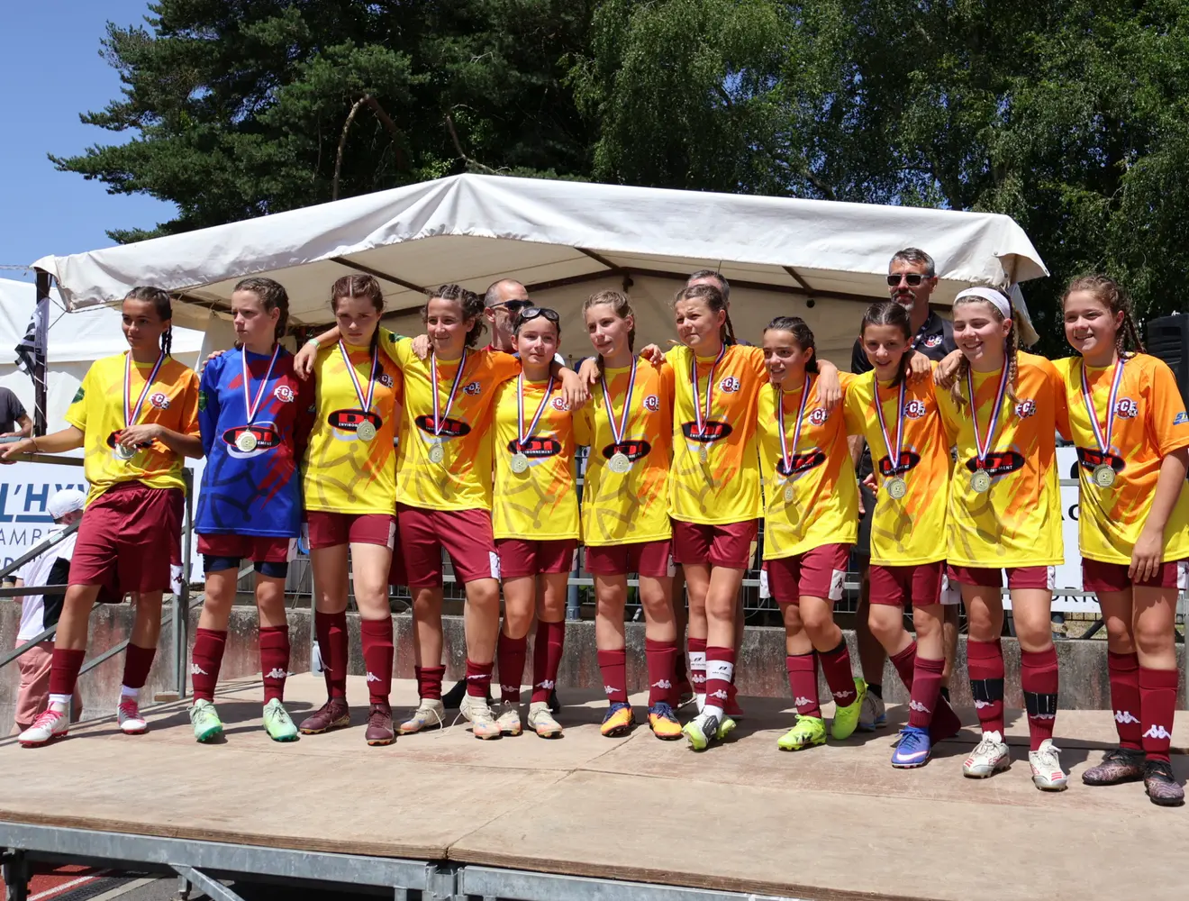 Les joueuses du FC Escalquens réunies lors d’un tournoi